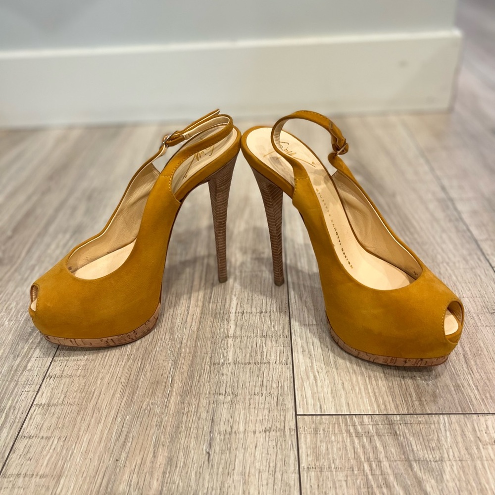 giuseppe zanotti suede Leather Platform Slingback in Sandal Mustard